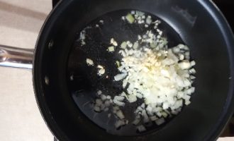 Куриные ножки фаршированные грибами